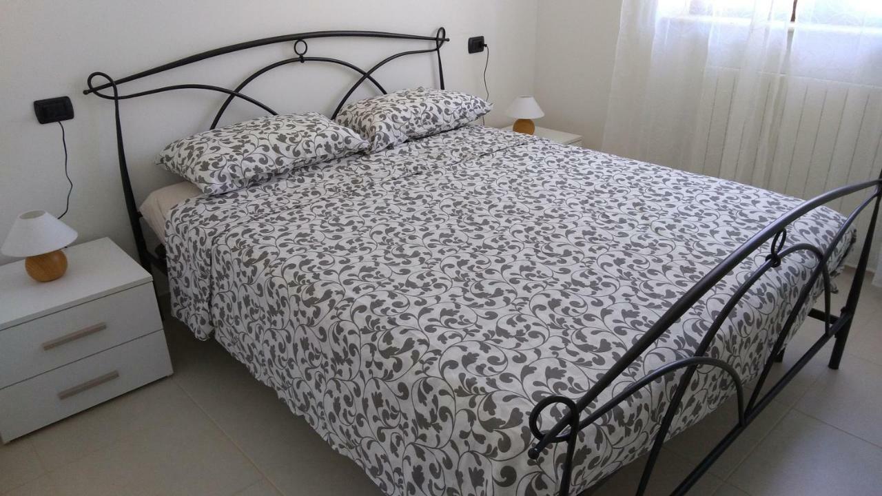 הוילה Fossato di Vico Il Risveglio Dei Sensi מראה חיצוני תמונה
